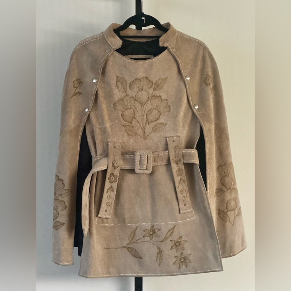 True Vintage 1960s Suede Embroidered Cape Poncho Floral - Picture 1 of 6
